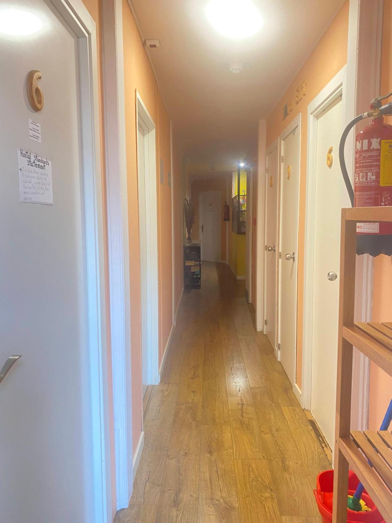 Sant Antoni Hostal, Sustainable Tourism 巴塞罗那 外观 照片