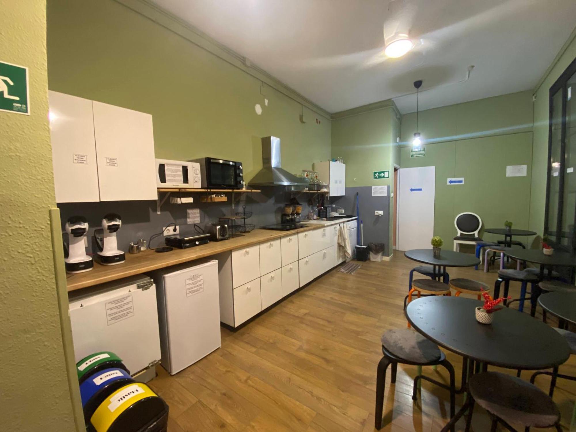 Sant Antoni Hostal, Sustainable Tourism 巴塞罗那 外观 照片