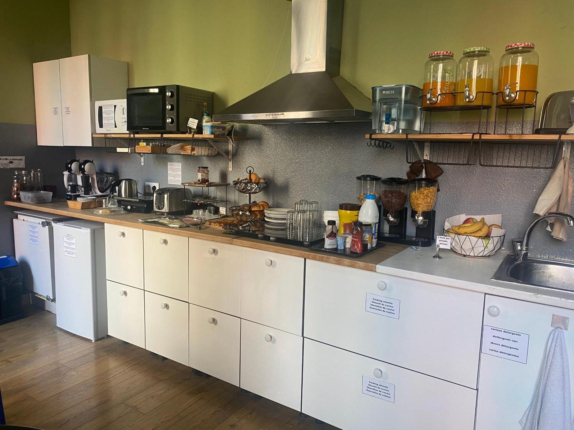 Sant Antoni Hostal, Sustainable Tourism 巴塞罗那 外观 照片